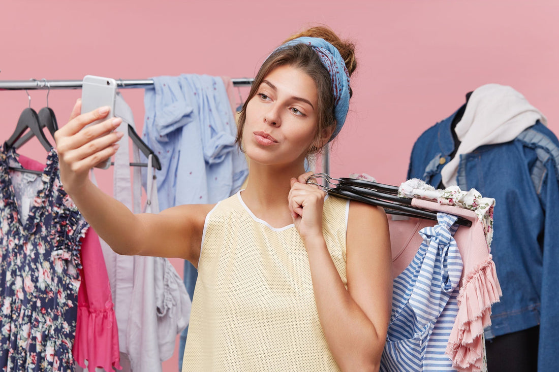 Esplora la moda premaman con Mysanity: seguici sui social per novità! - Mysanity